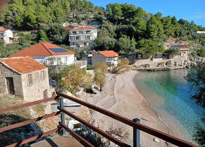 Robinson Torac Apartman Gdinj