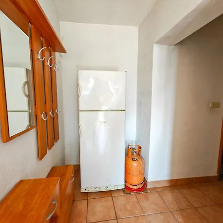 Apartamento Robinson Torac Gdinj