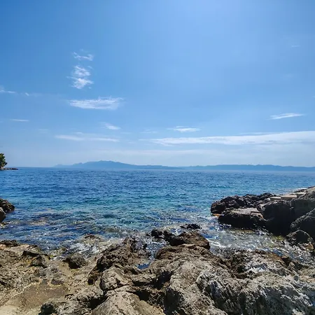 Apartment Robinson Torac