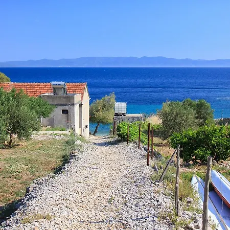 Robinson Torac Apartment *